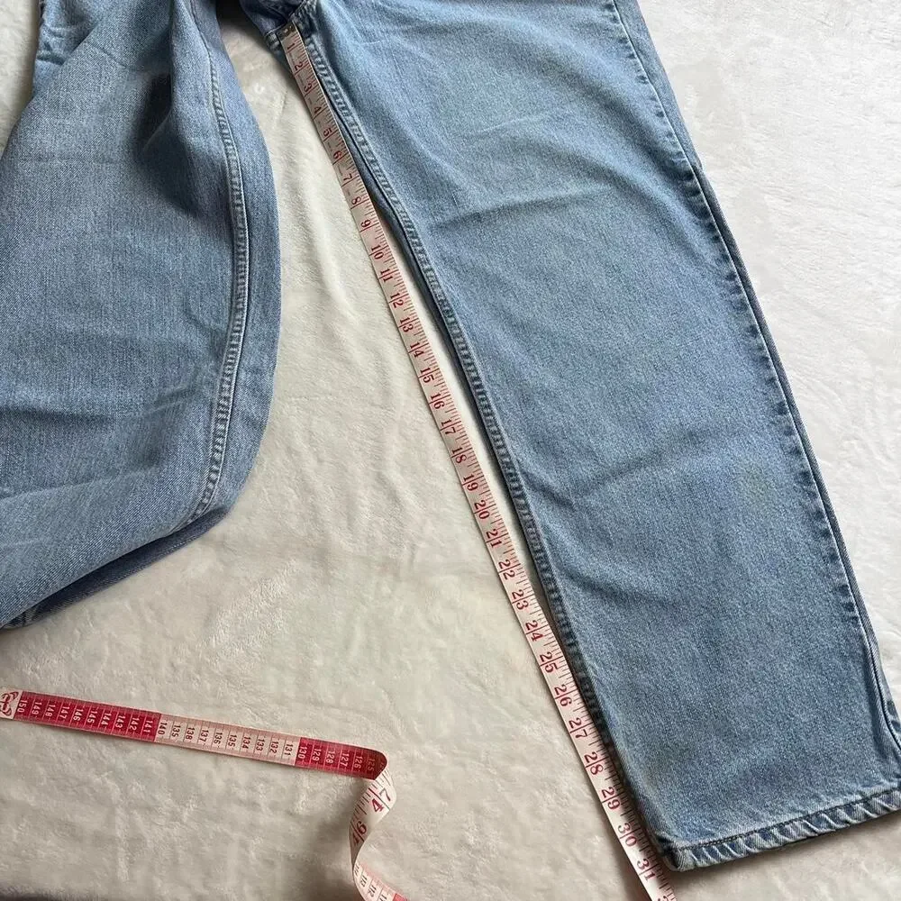 Levi’s 550 Relaxed Fit Vintage men’s size 38x31 light wash Jeans 2001
